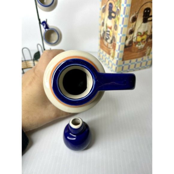 Grape Vine Decanter With 6 Cups and Display Basket FULL SET MINT CONDITION - Picture 9 of 9